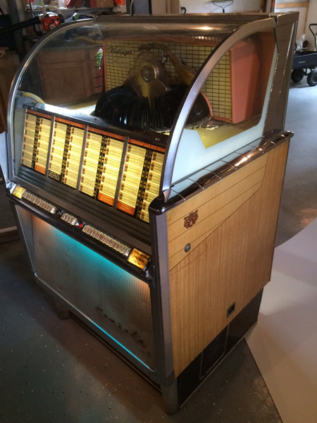 antique jukeboxes for sale