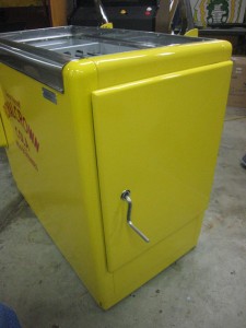 Ideal 85 Slider RC side door outside